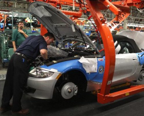 BMW a recâştigat de la Audi poziţia de cel mai mare furnizor de maşini de lux